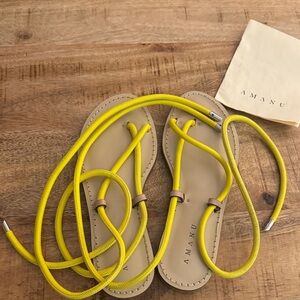 AMANU by ALC Women's Yellow flat leather gladiator Sandals made In Italy NWT